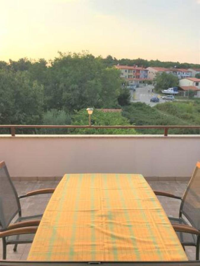 App Anita Apartment Premantura Exterior photo